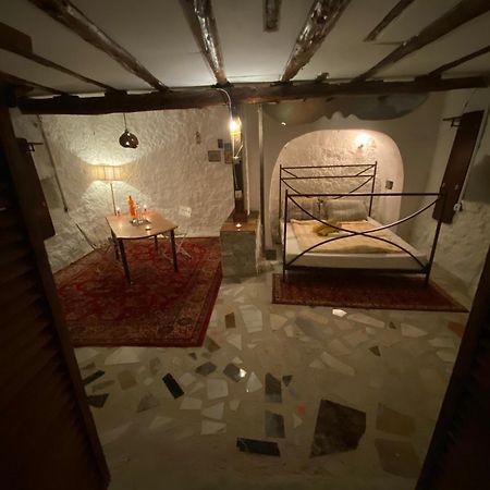 Shotgun Hostel & Guesthouse Vuno Экстерьер фото