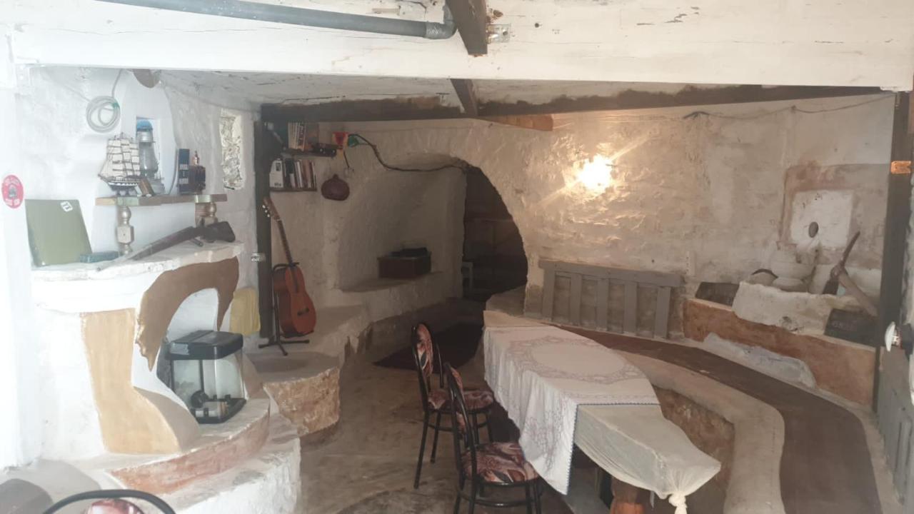 Shotgun Hostel & Guesthouse Vuno Экстерьер фото