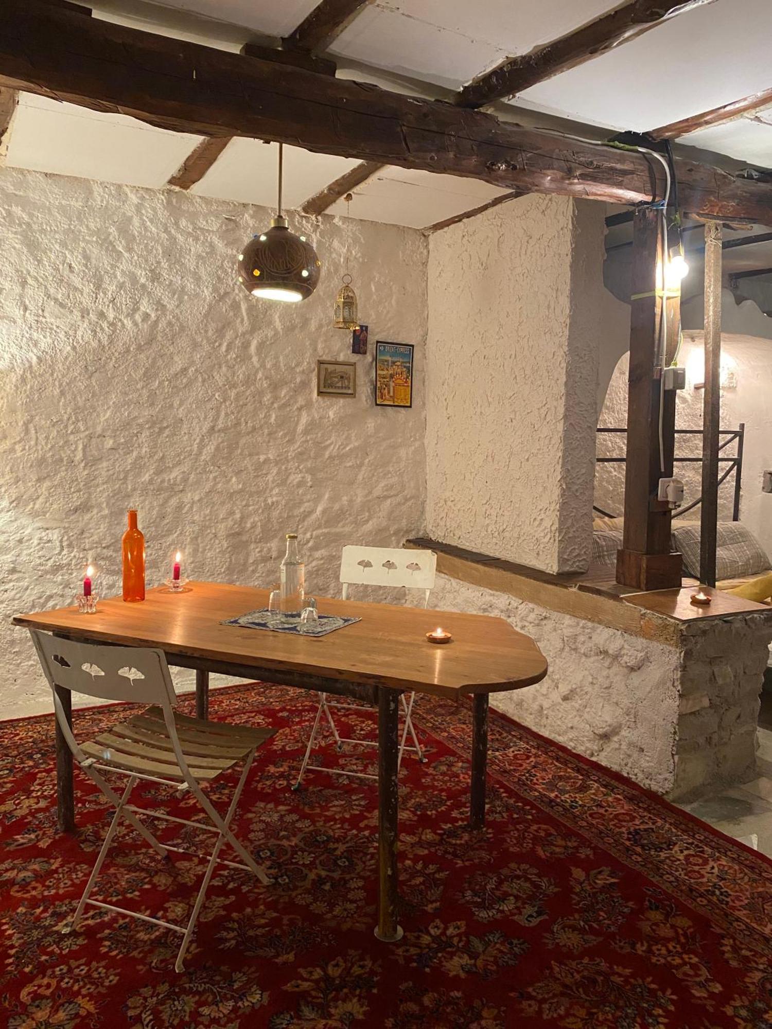 Shotgun Hostel & Guesthouse Vuno Экстерьер фото